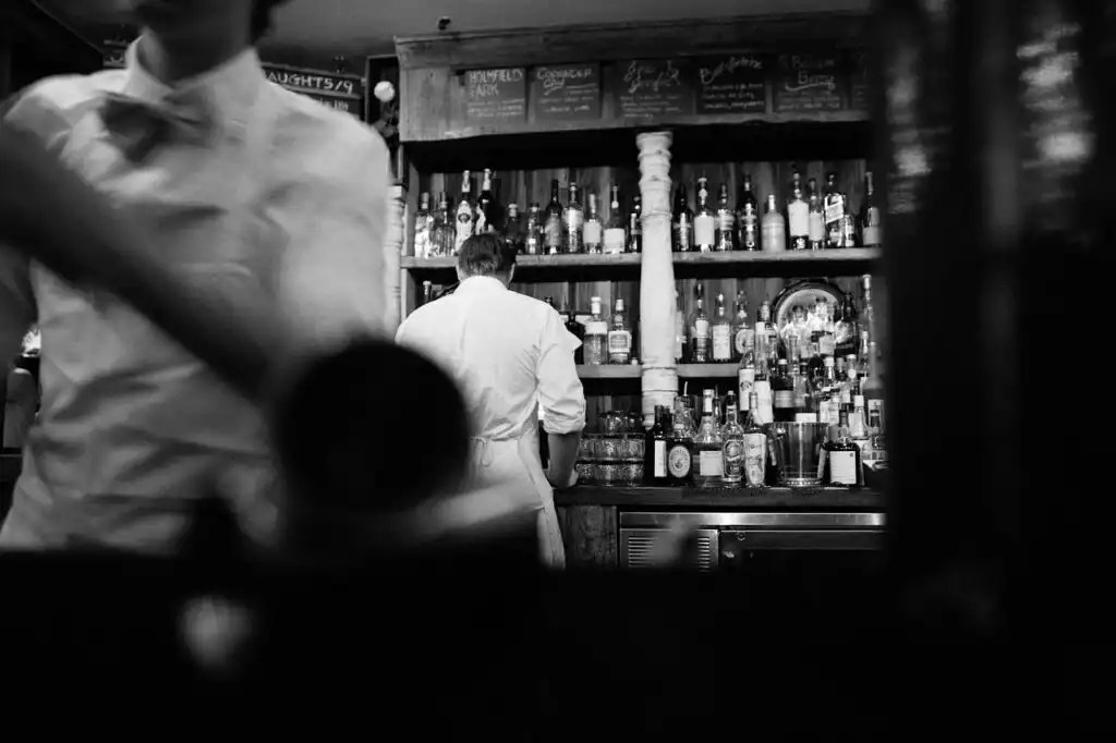 A Complete Guide To Visiting The Underground Tunnels Of Los Angeles 6 king eddie saloon la