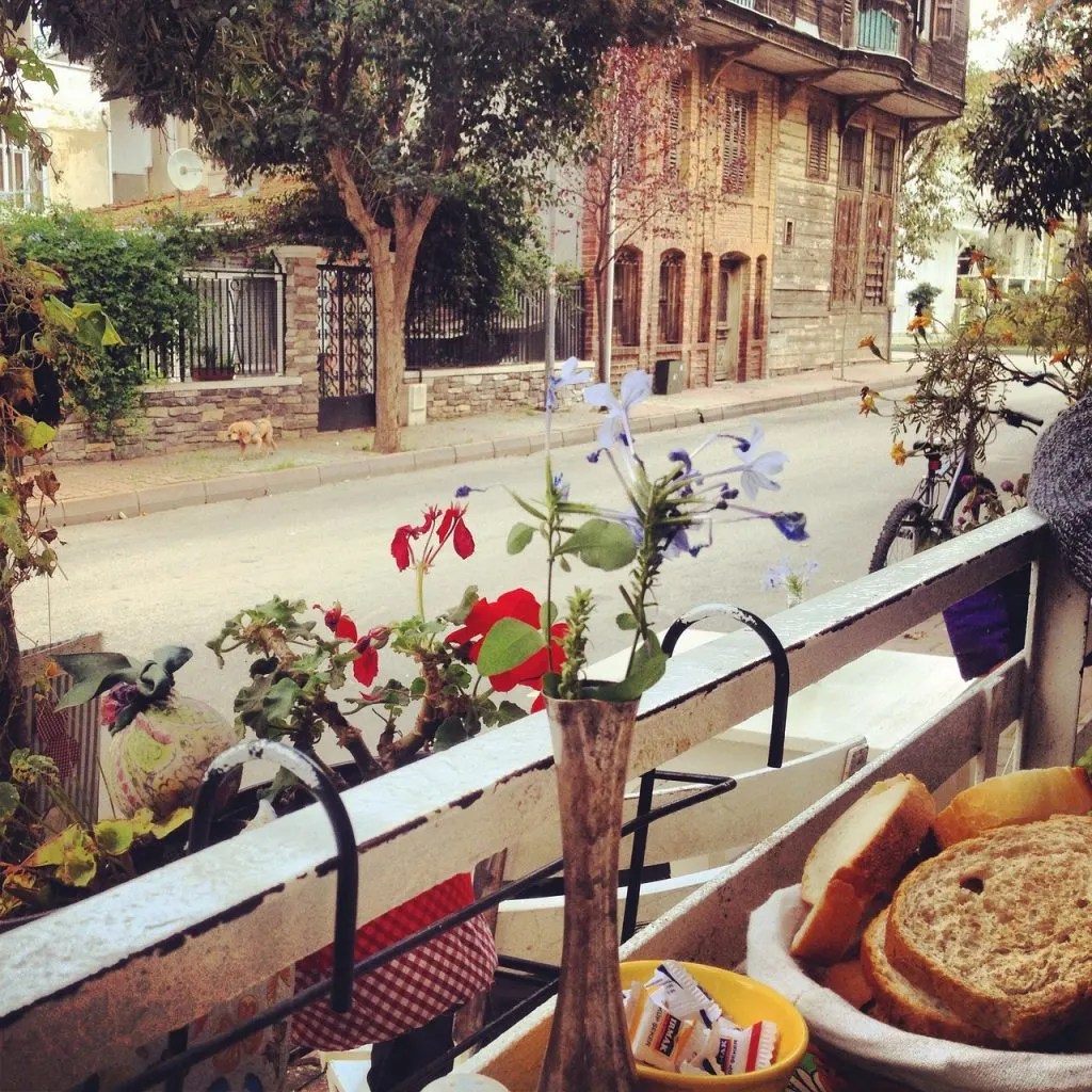 33 Best Cafes In Istanbul Every Coffee Lover Has To Visit 8 Kafe Cuma