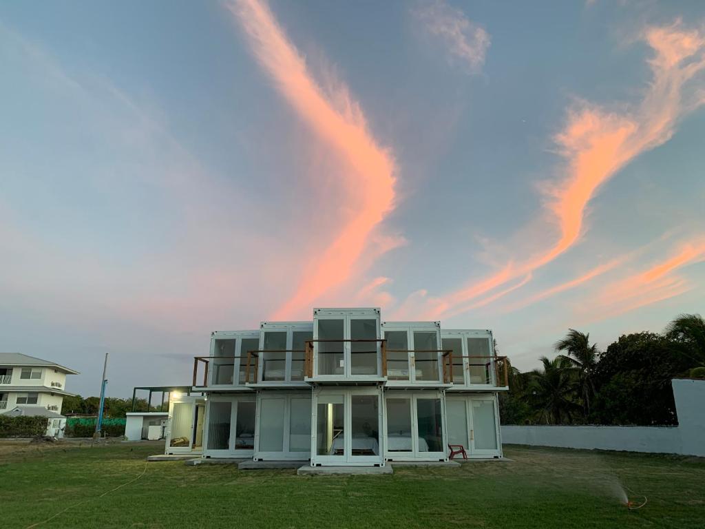 Guide To Finding The Best Place To Stay In Panama City 10 Nomada Container Hotel