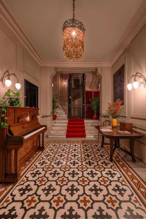 16 Best Boutique Hotels In Rome For An Unforgettable Stay 2 locarno