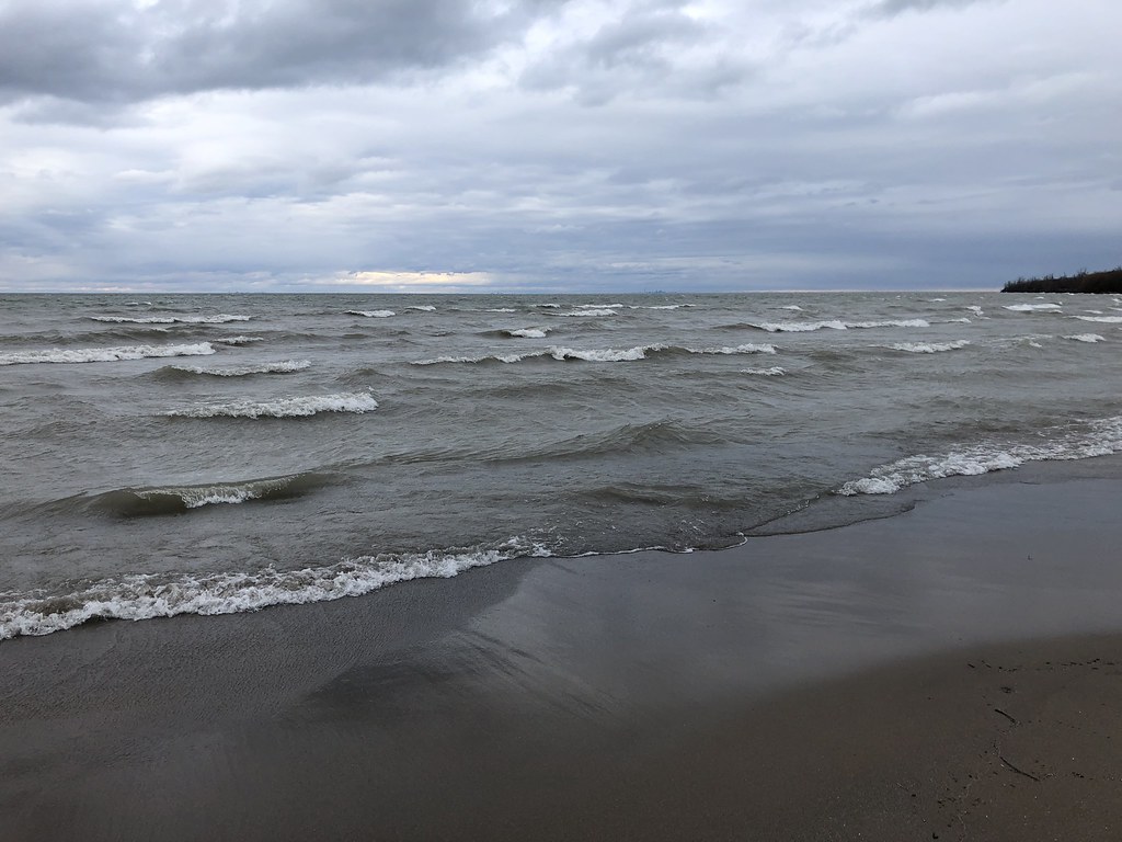 18 Best Day Trips From Niagara Falls You Should Seriously Consider 11 Sunset Beach st catharines