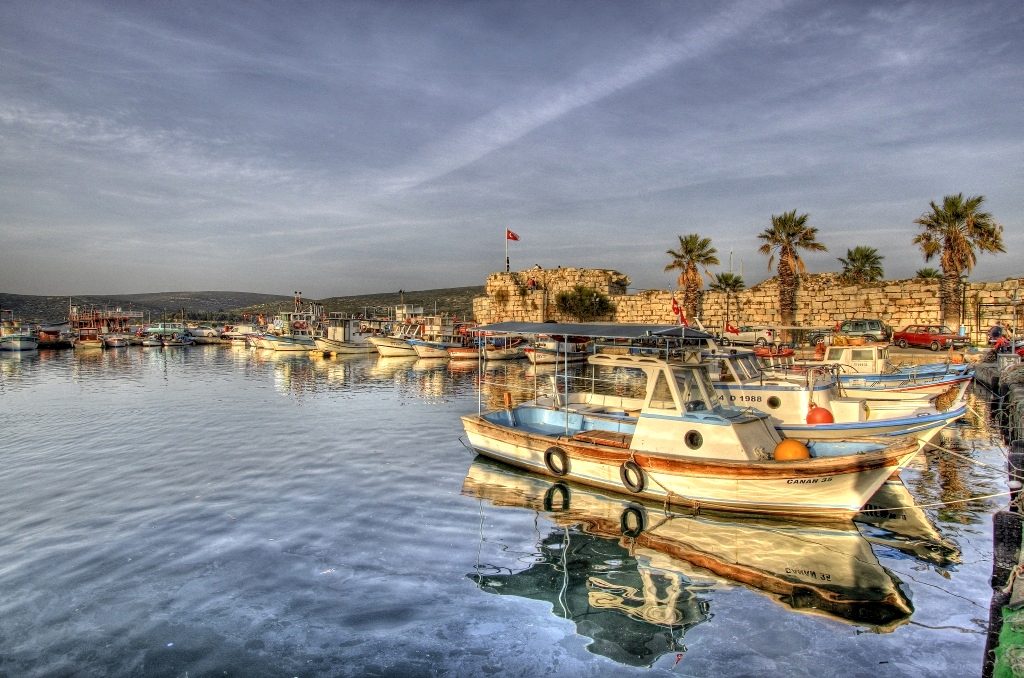 17 Gorgeous Small Towns In Turkey You Have To Visit 15 sigacik