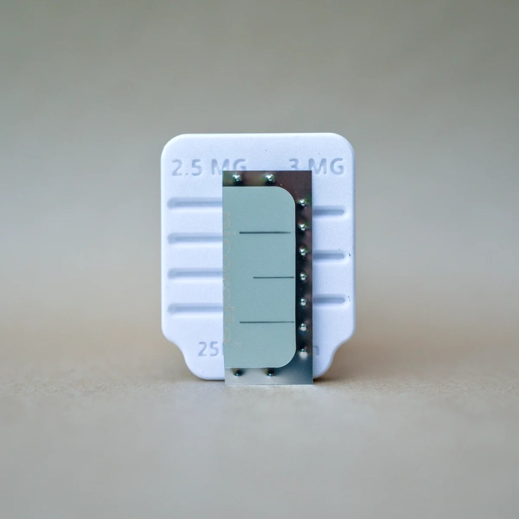 Patch Portion Tool for 25MG Nicorette Nicotine Patches dsc6079