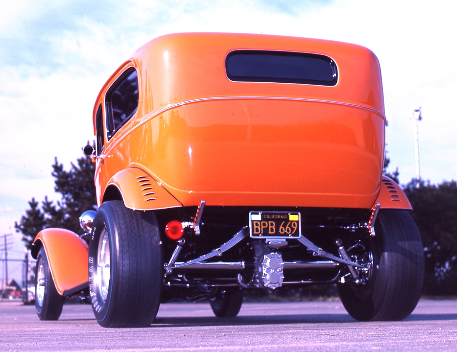 HO HO HOT LITTLE '34 – Pat Ganahl's Rod and Custom