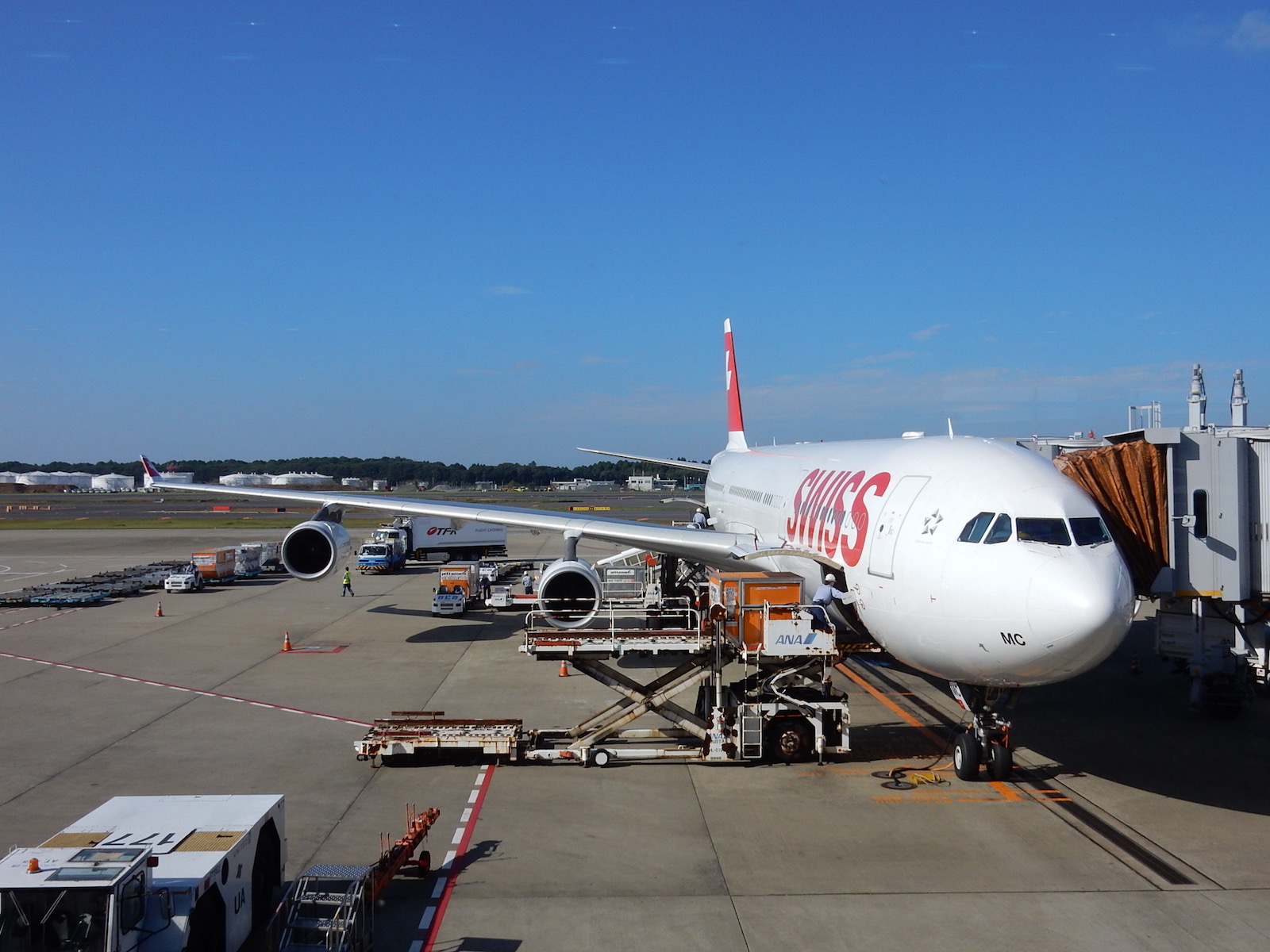 LXのA340-300 (LX161搭乗記) | Path to the Journey