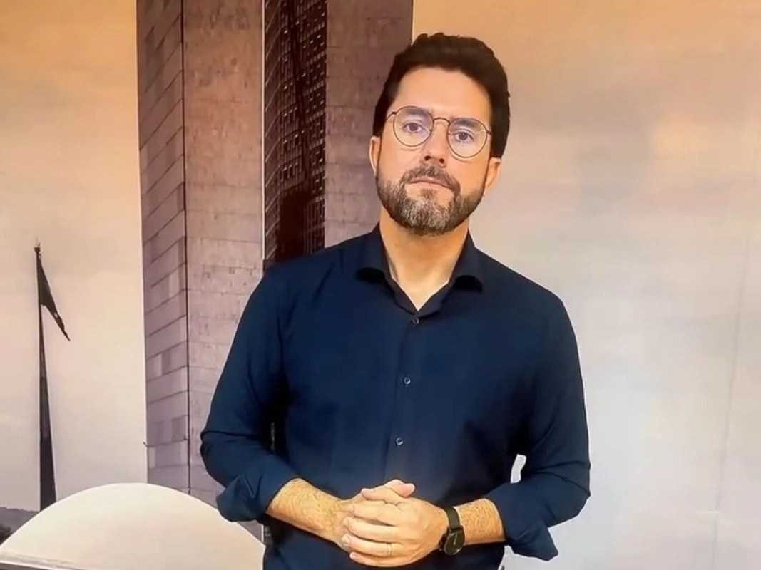 Falcão diz que está com Cleitinho “até o final”