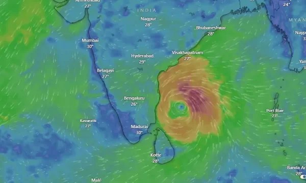 சென்னையை நோக்கி வரும் மிக்ஜம் புயல் : நாளை பொது விடுமுறை