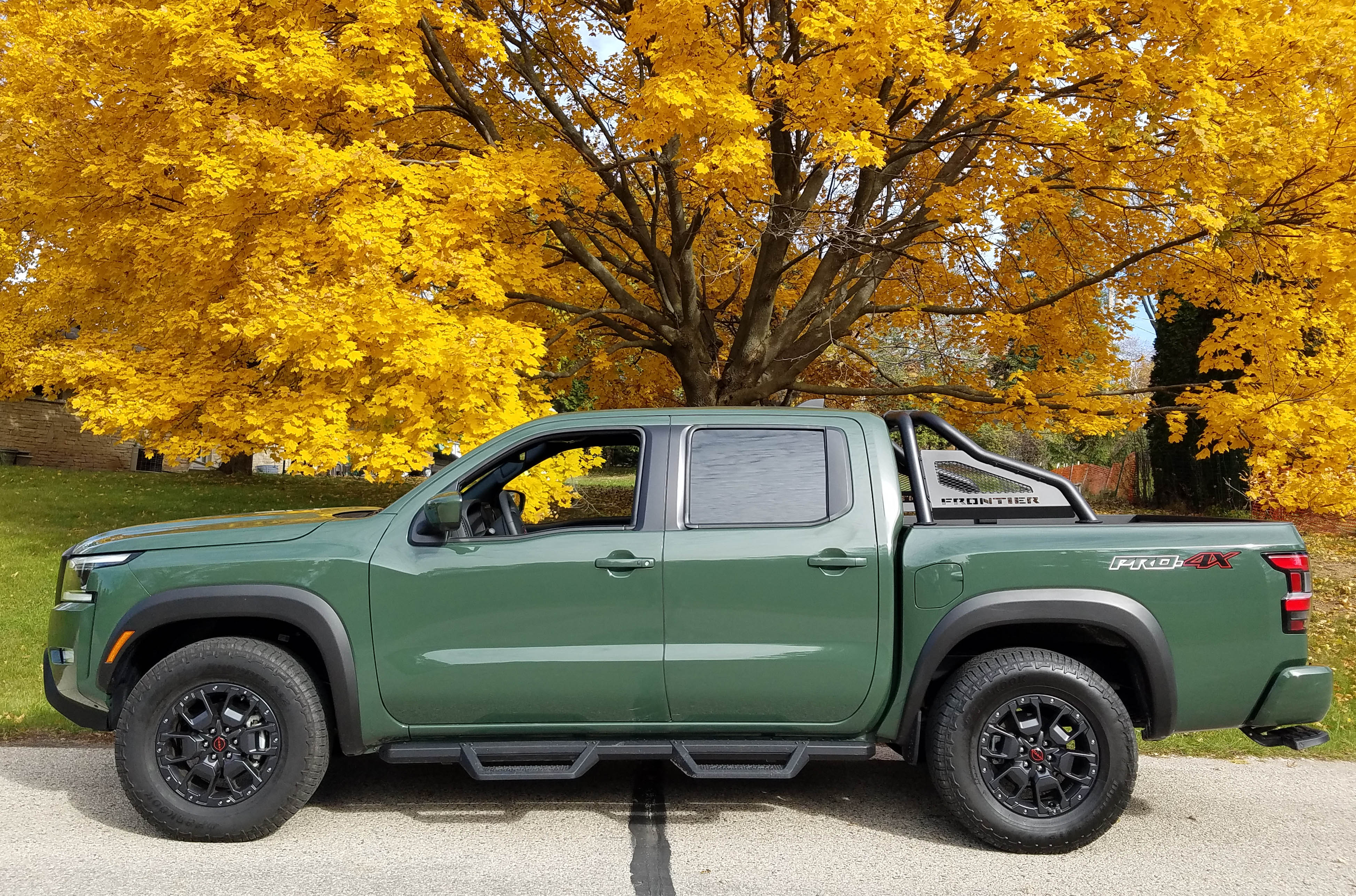 2022 nissan frontier pro-4x crew cab 4x4