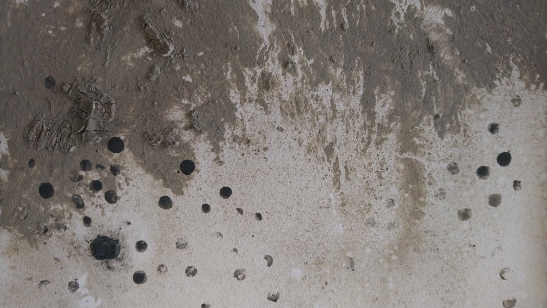 serie lost sea, Waddenklei, afgewerkte olie op papier,