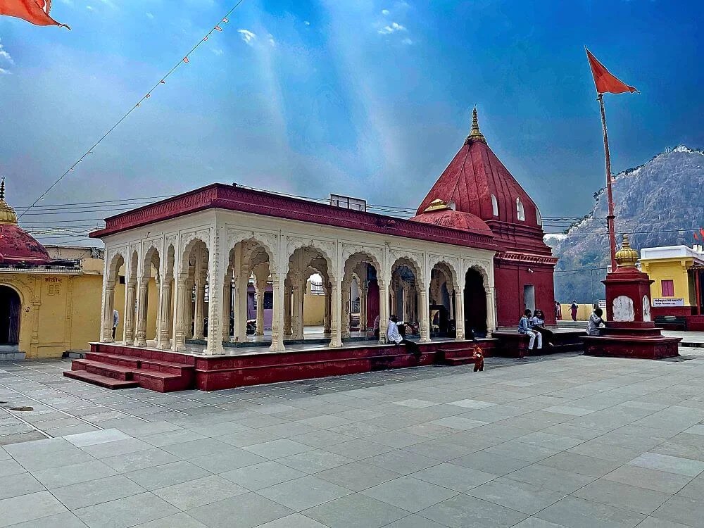 Shree Chaitanyeshwar Temple Ambhora, Kuhi, Nagpur