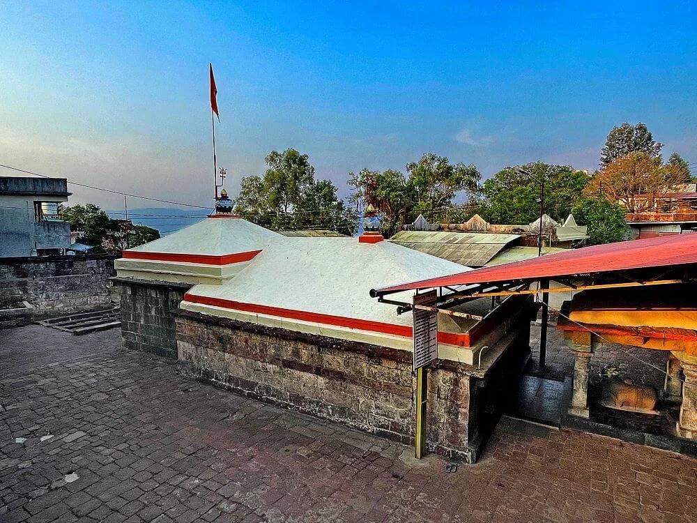 Sacred Kedareshwar / Ghatjae Temple Pachagani, Mahabaleshwar, Satara