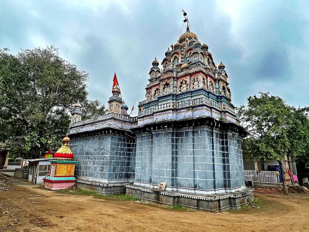 Historic Vriddheshwar Temple Ghatshiras, Pathardy, Ahilyanagar