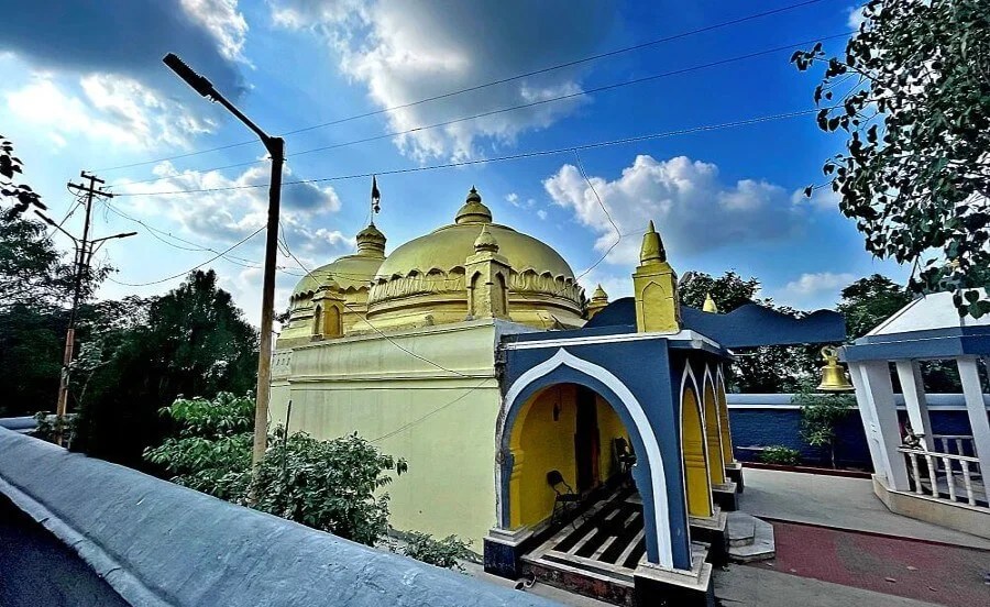 Divine Khandoba Mandir Khandobachi Tekadi Devlali Camp, Naasik