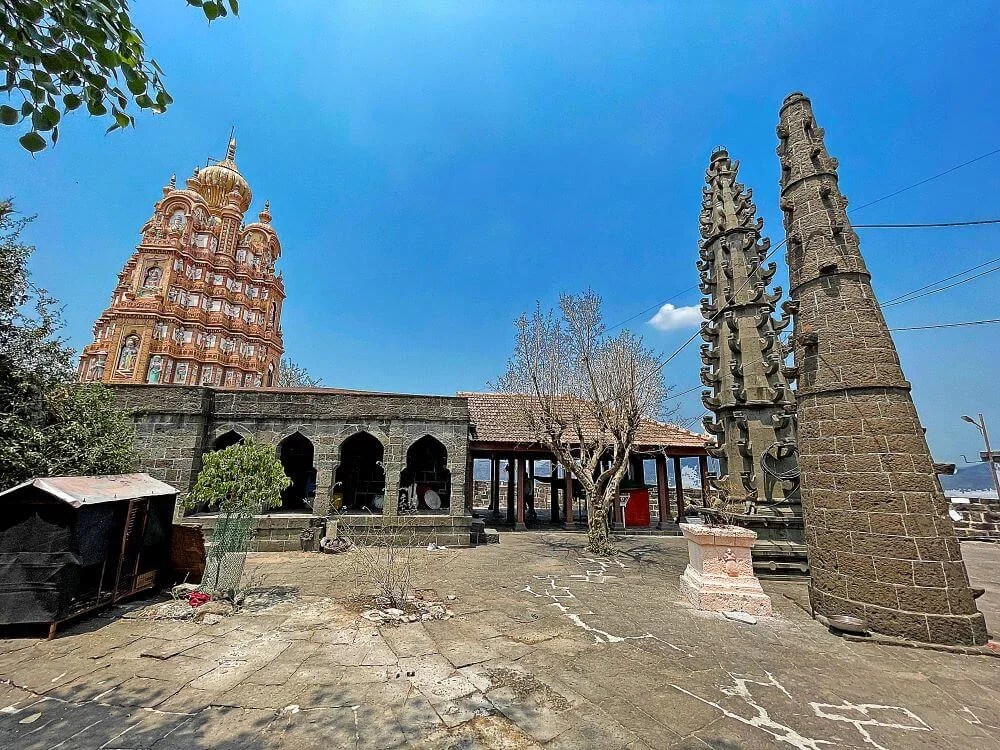 Divine Sakhargadnivasini Temple Kinhai-Sakhargad, Koregaon, Satara