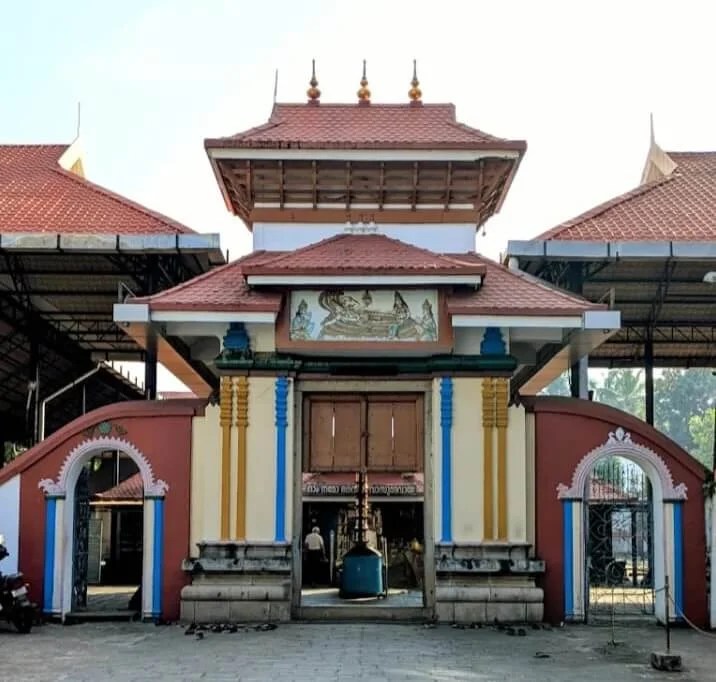 Pavitra Ravipuram Sree Krishna Swamy Temple Ravipuram, Perumanoor, Ernakulam