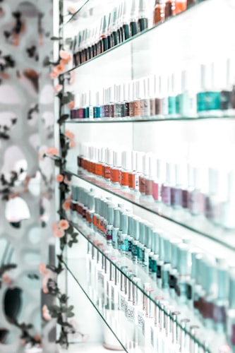 Elegant Floral Press-On Nails