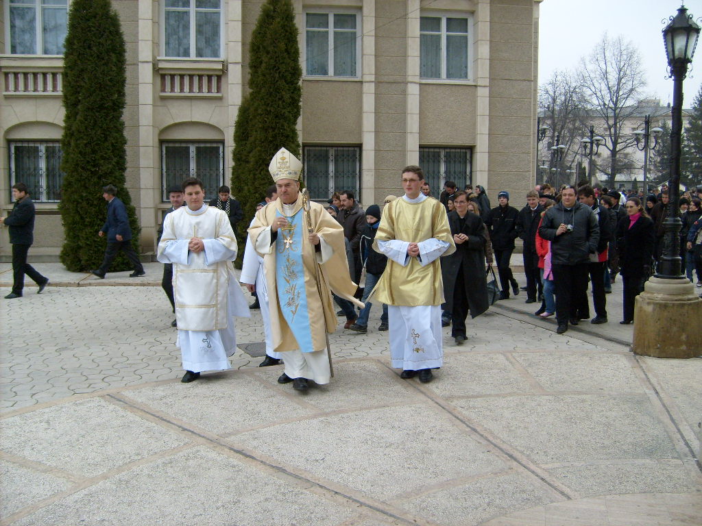Sfanta Liturghie de hirotonire intru diaconat_sfarsit