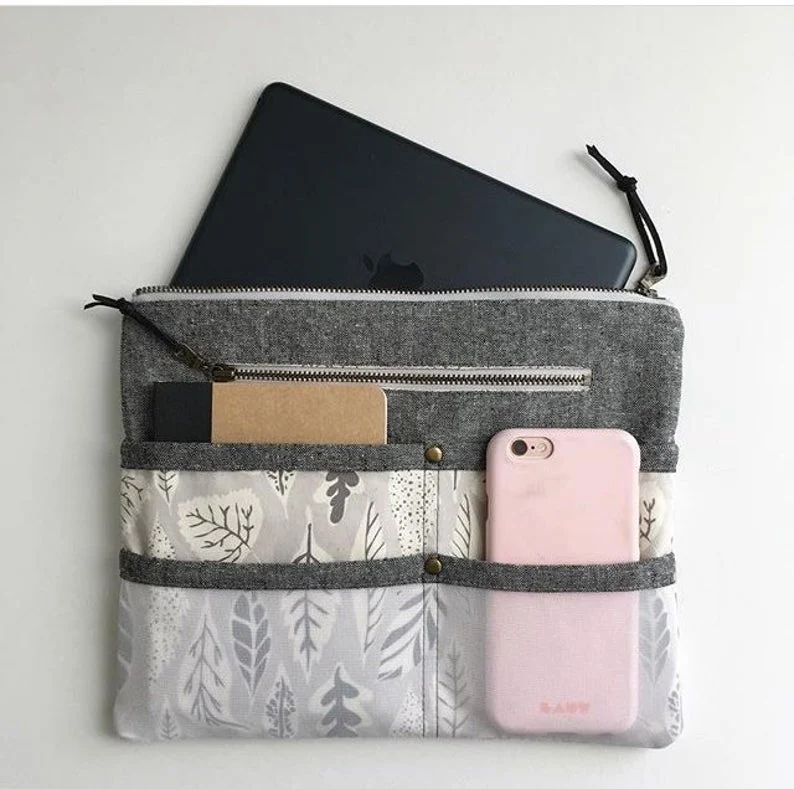 Purse Organizer Payhip - Incredible Ocean Background - 4K