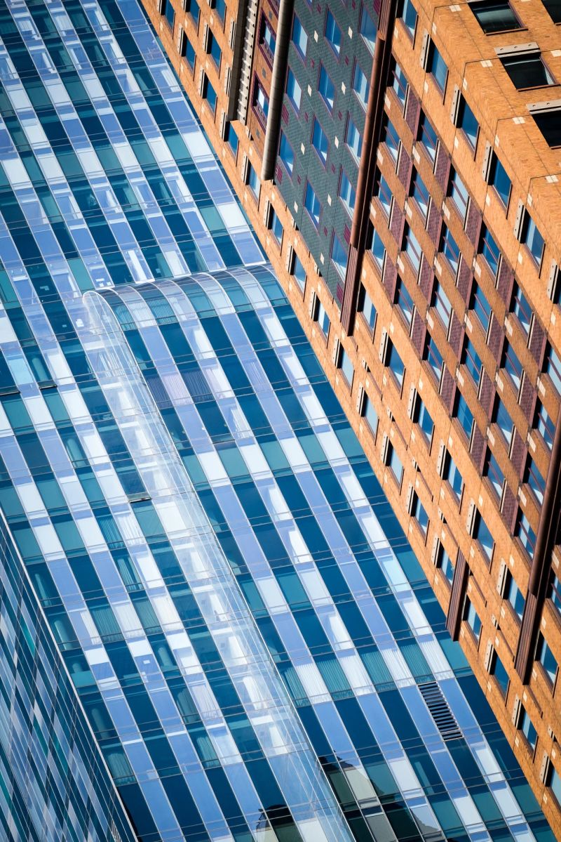 Up High Payhip - 4K Colorful Backgrounds for Desktop