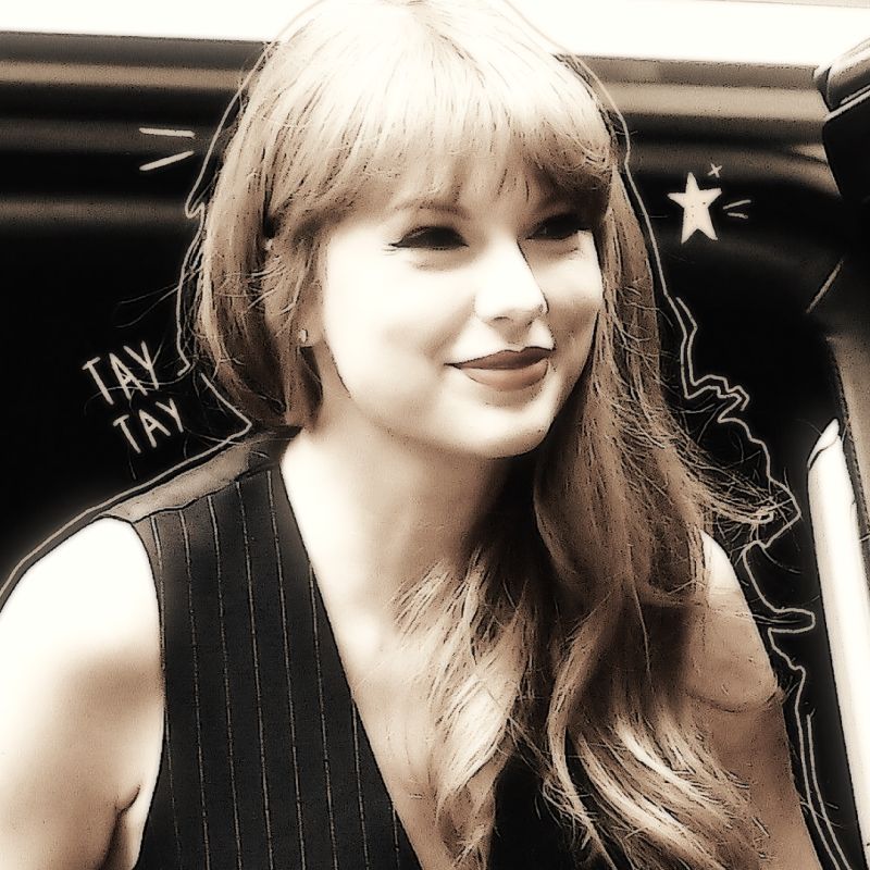 Stuart Little Payhip - Premium Ocean Image - Desktop