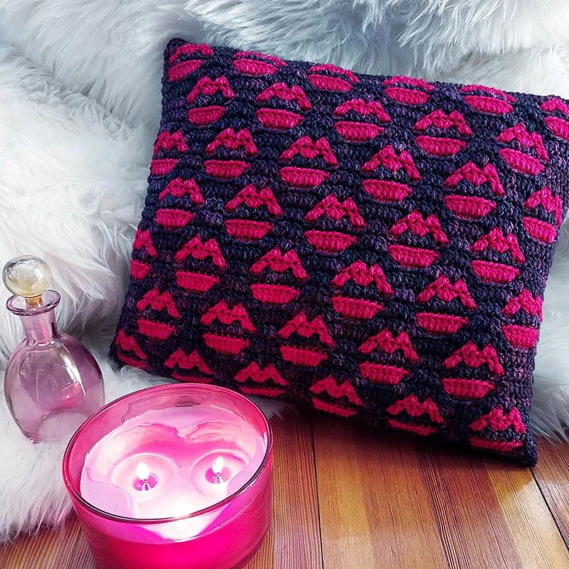 Kisses Payhip - Premium Geometric Art Gallery - Ultra HD