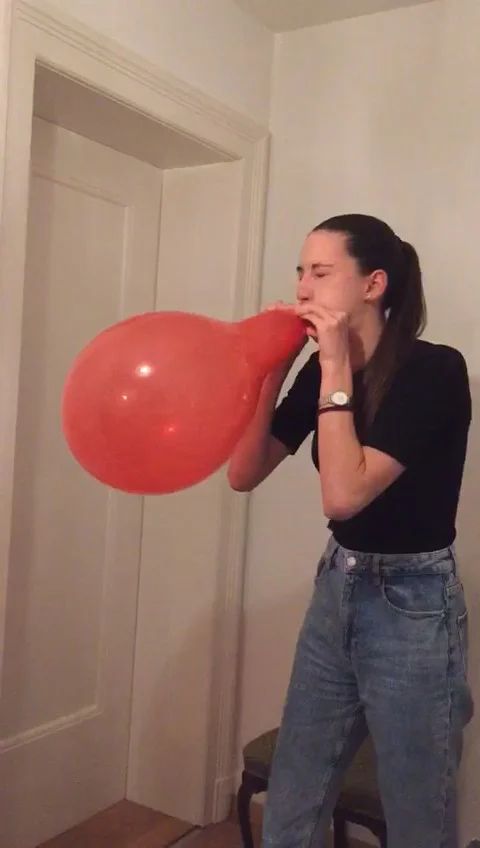 Carly B2p Yellow Payhip - Premium Colorful Image Gallery - 8K