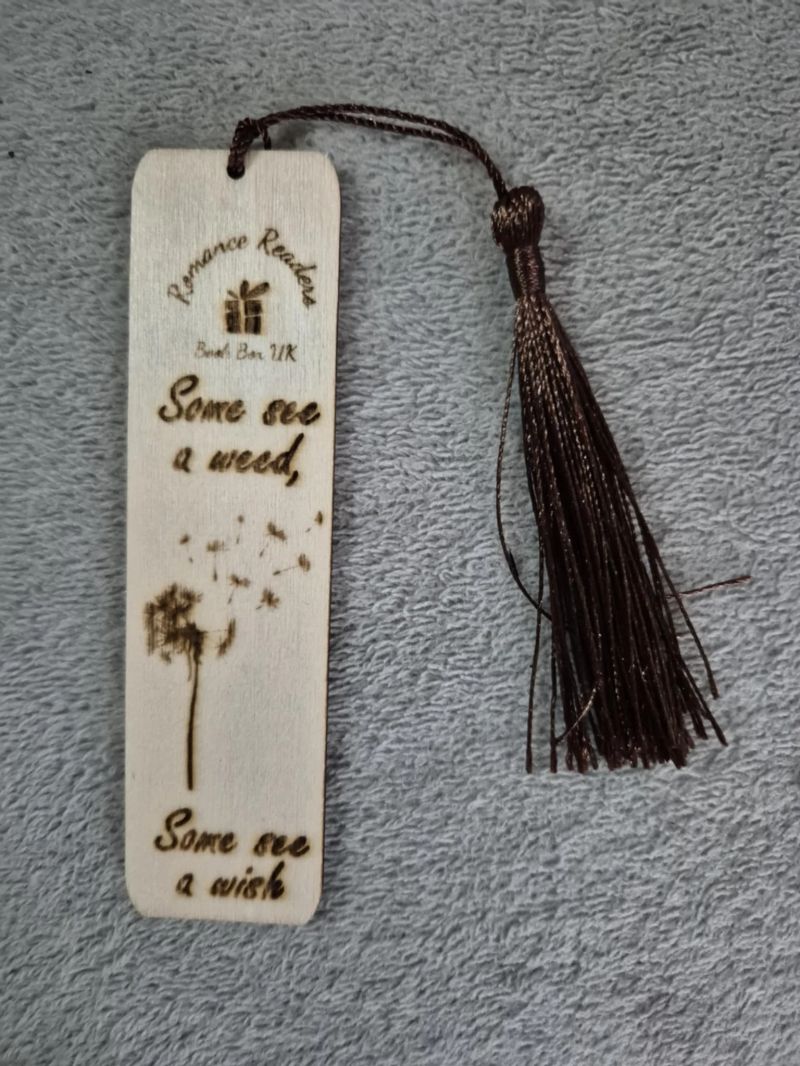 Bookmark Butterflies Payhip - 4K Gradient Patterns for Desktop