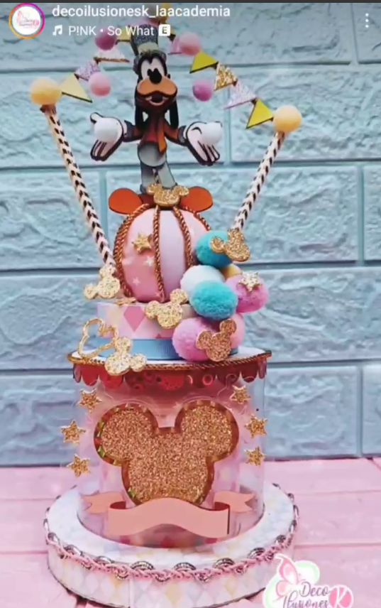 Mickey Payhip - Best Geometric Backgrounds in Full HD