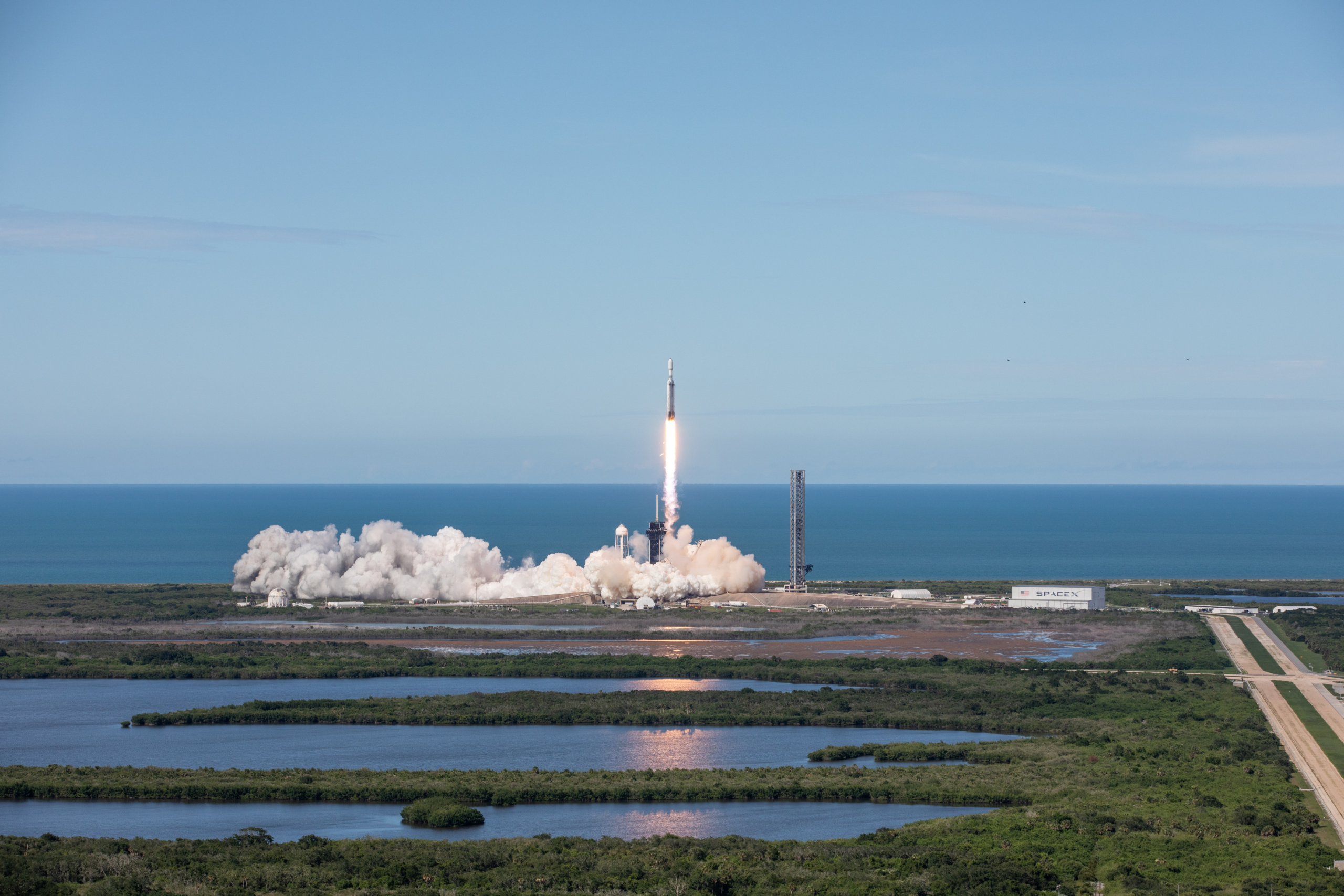 SpaceX's Mars Mission in Jeopardy? NASA Budget Cuts Threaten ESA's Rosalind Franklin Rover Launch (2026)