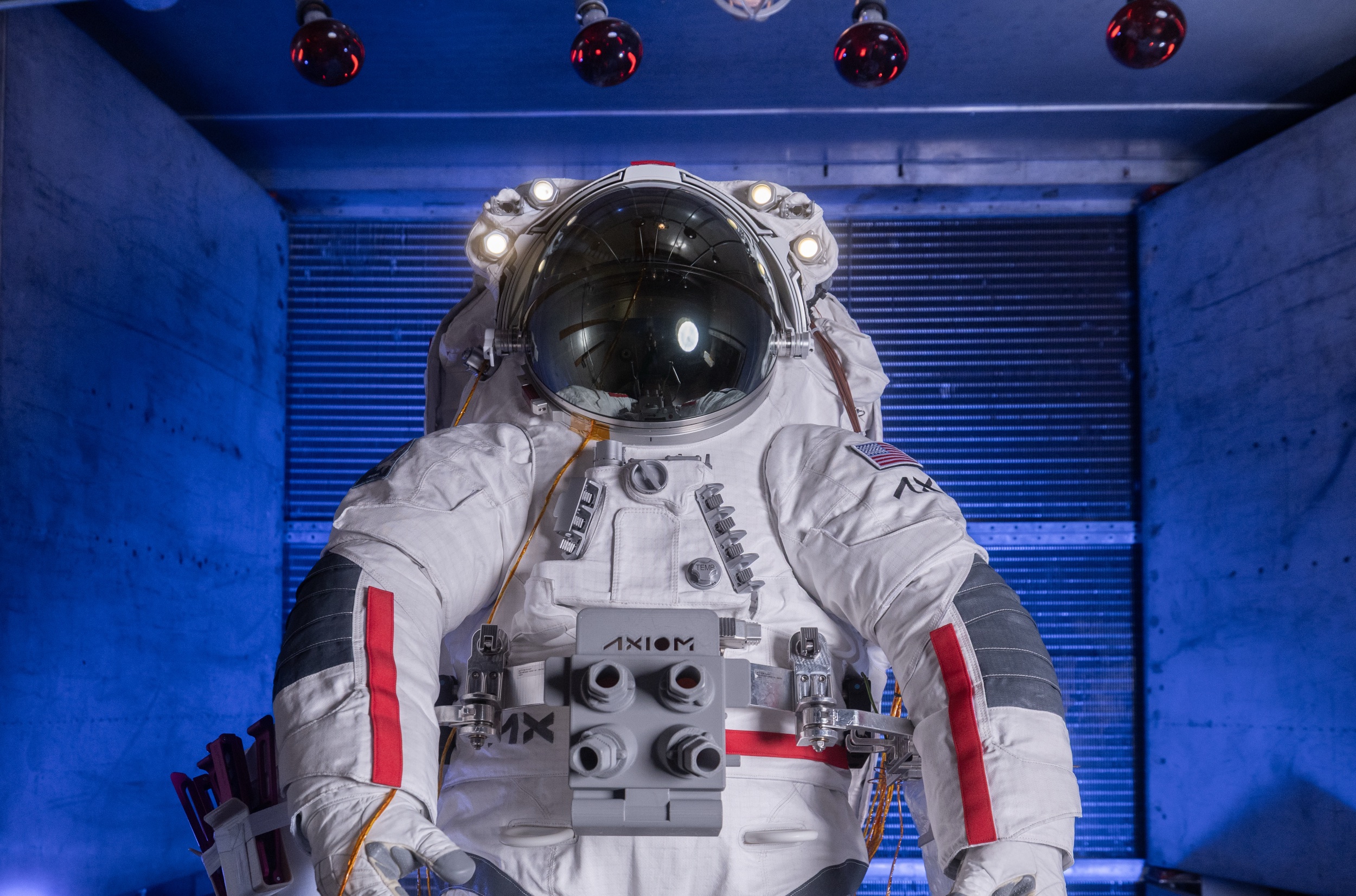 Axiom Space’s Revolutionary Spacesuit: Ready for the Moon and ISS in 2027? (2026)