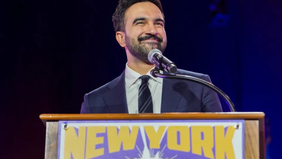 Por crimes de guerra, prefeito Zohran Mamdani, de NY, avalia prender Netanyahu na Assembleia da ONU.