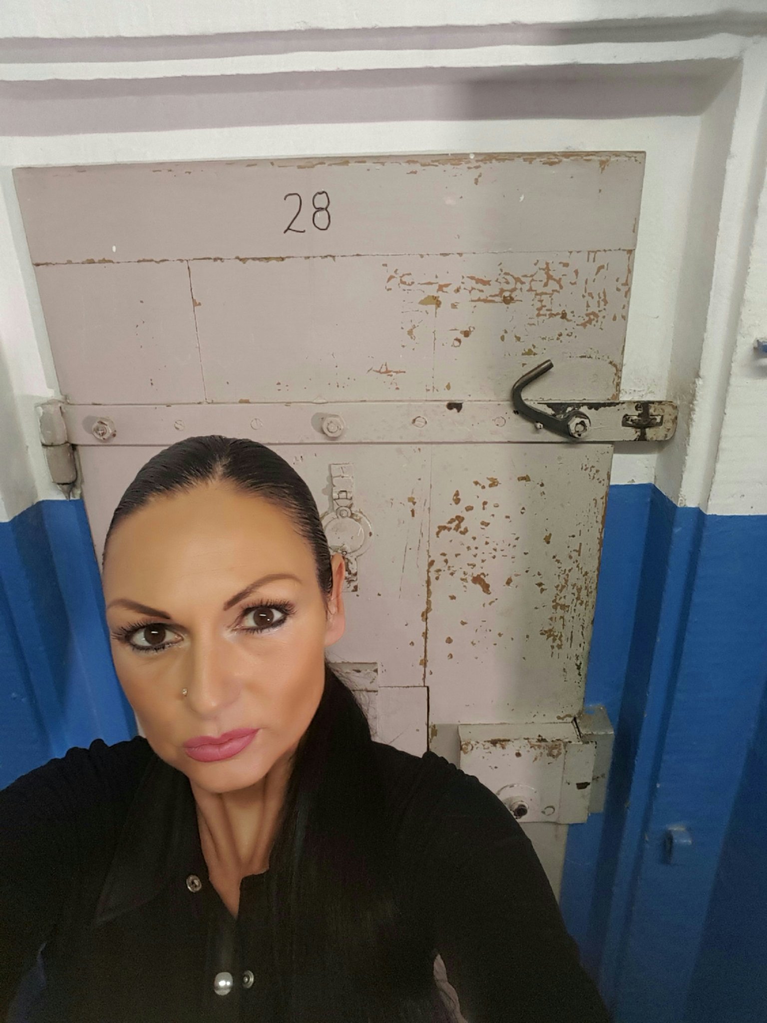 Madame catarina. Domina Madame Catarina. Madame Catarina Jailhouse. Madame Catarina Boots Cleaning