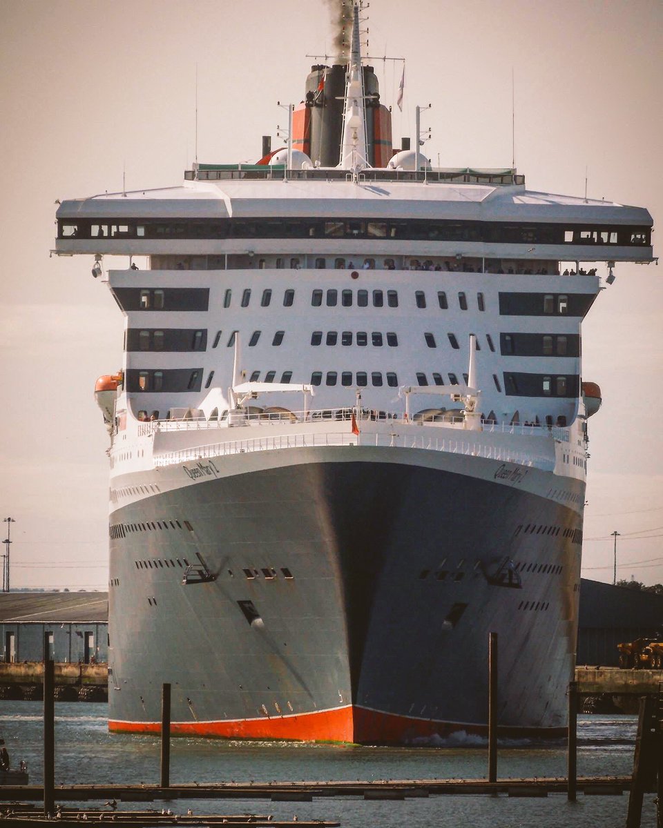 Cruisemarsh On Twitter The Bow And Forward Superstructure