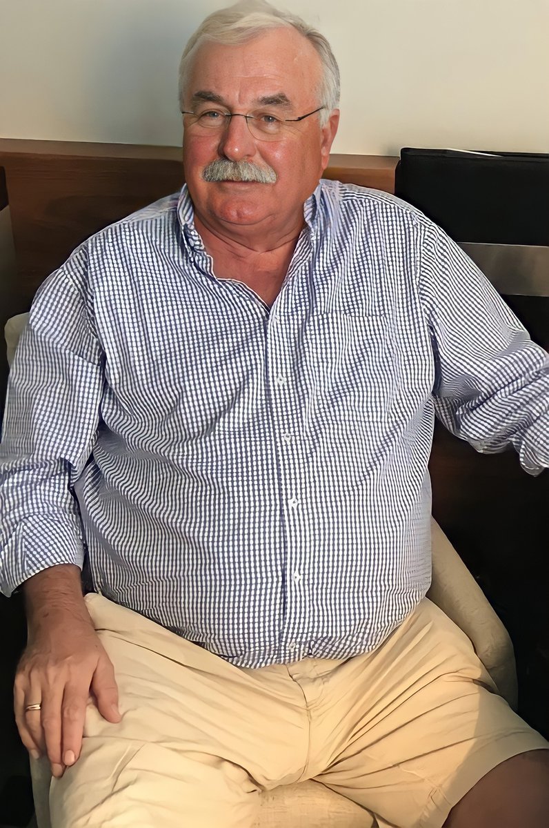 💋very beautiful old man💜💜💜 💕old grandpa big bulge in pants ️🥰 #suited #