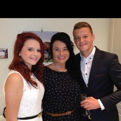 Charlie wernham (born 3 october 1994) is an english comedian and actor who is known for auditioning on the second series of the itv talent show britain's . Charlie Wernham (@charliewernham) Twitter Influencer