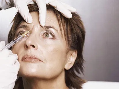 BOTOX (Aplicaci&oacute;n de Toxina Botul&iacute;nica Tipo A) y SURGIDERM (Relleno con &Aacute;cido Hialur&oacute;nico) siguen entre los procedimientos