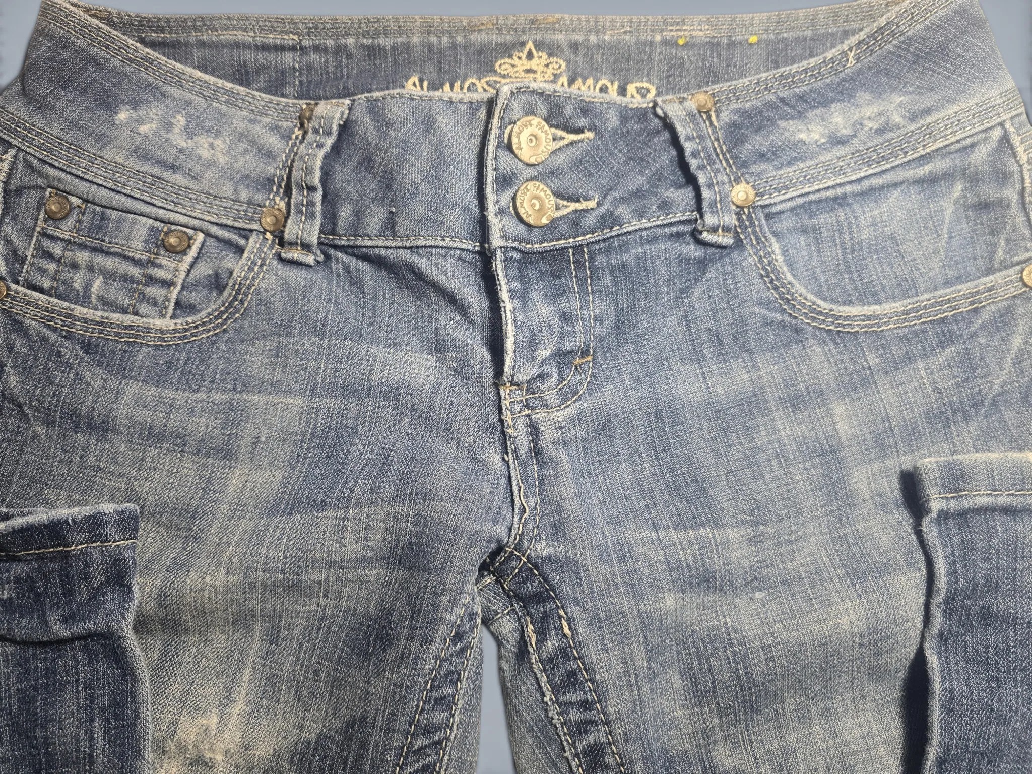 Almost Famous Y2K Low Rise Bootcut Jeans Size 5 Embroidered Back Pocket Distressed image 2