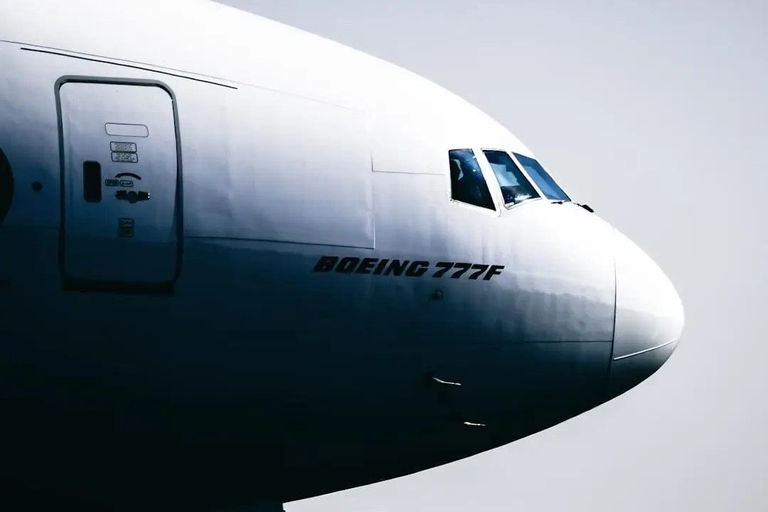 Side view of the front of a Boeing Airbus.