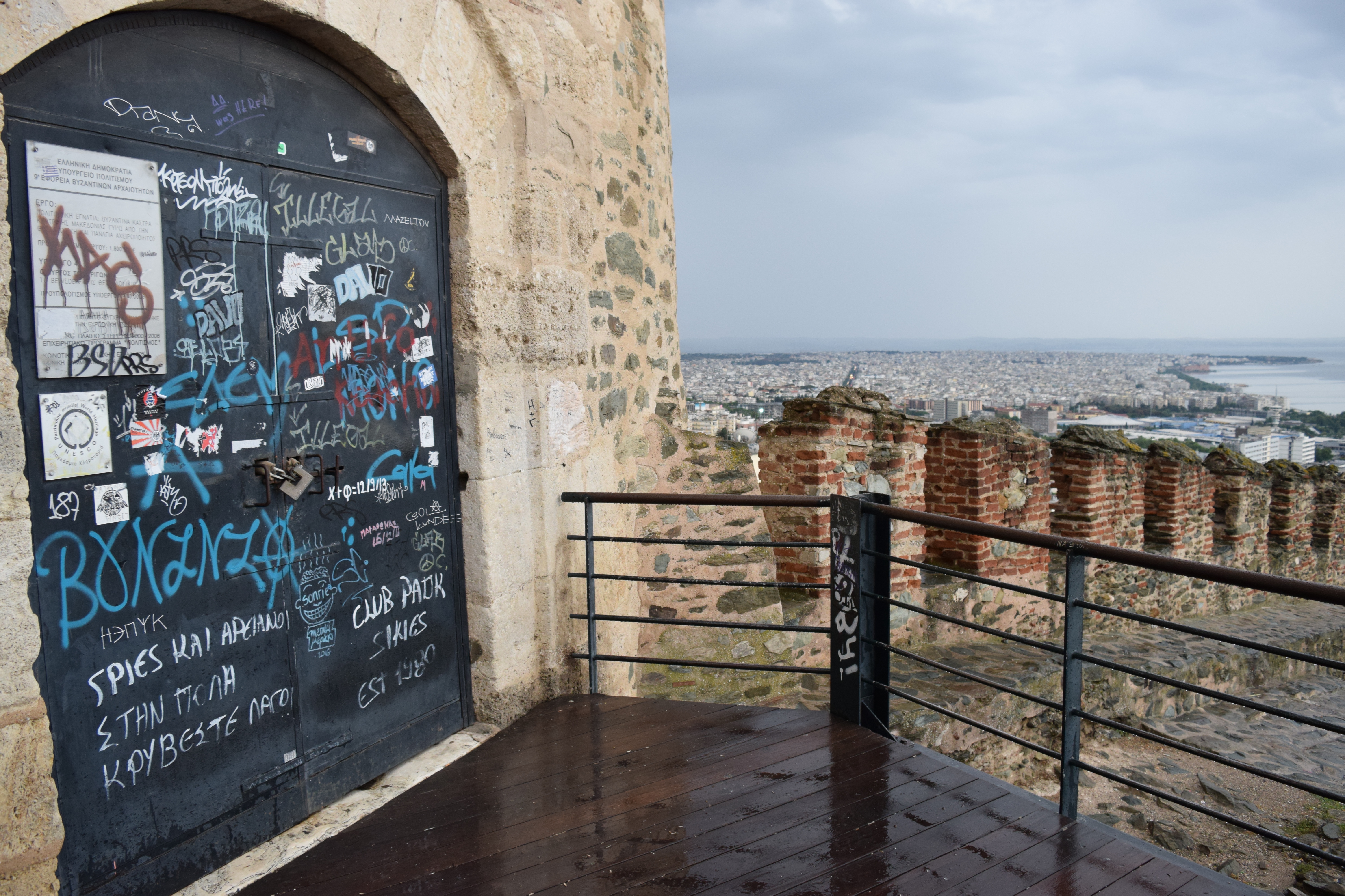 Graffiti on the old walls of Thessaloniki