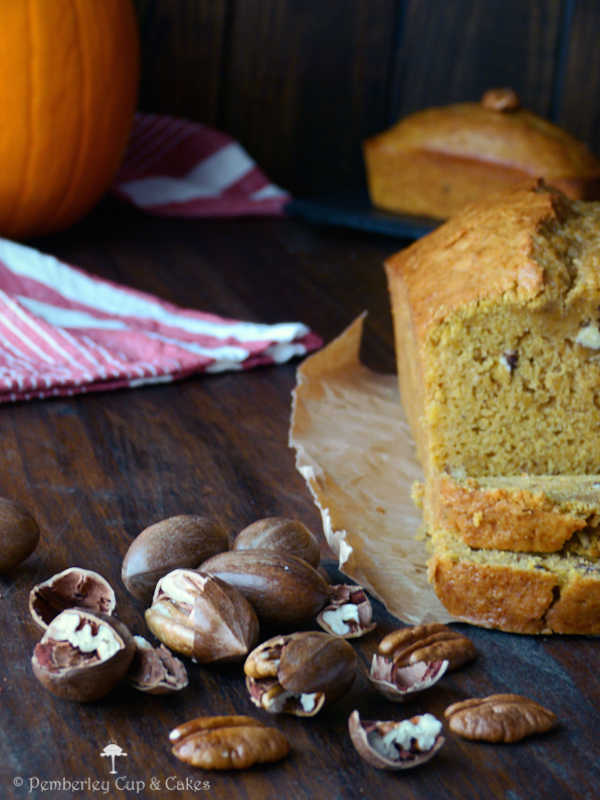Pan especiado de calabaza con nueces pecanas