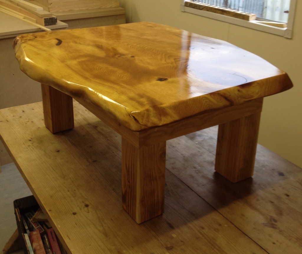 varnishing-table-small