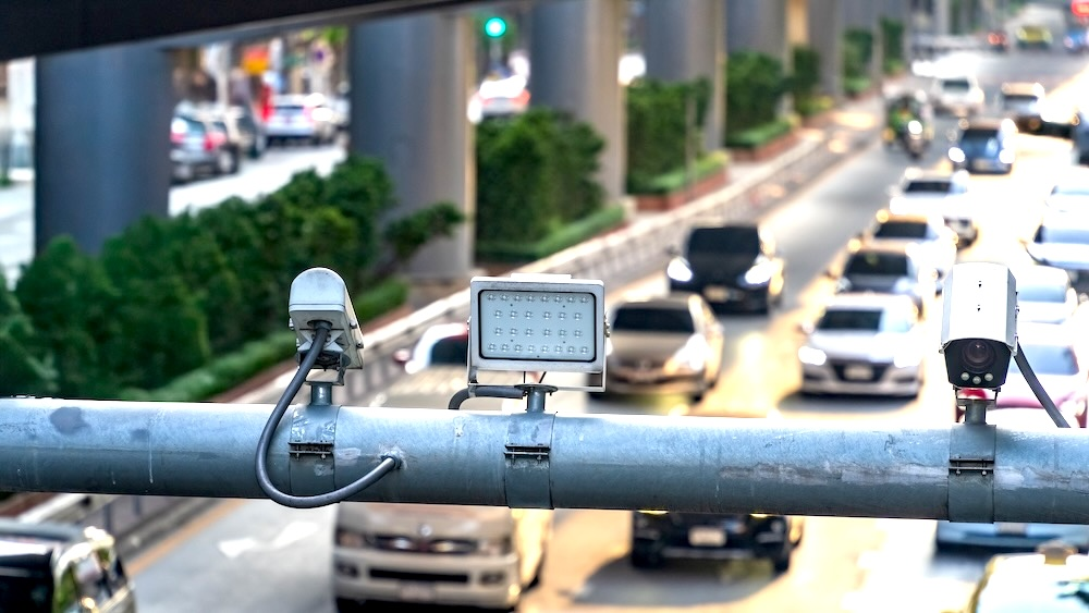 New surveillance technology powered by AI can identify drivers. Photo/Shutterstock.