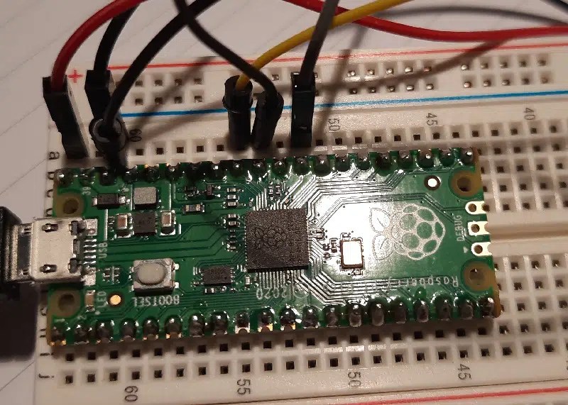 Analog Joystick With Raspberry Pi Pico and MicroPython