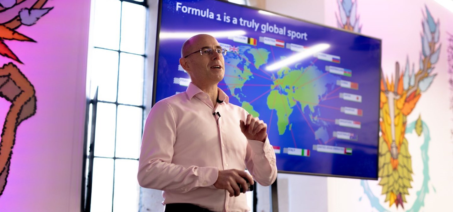 Data Driven Performance Home - Mountain Backgrounds - Creative Full HD Collection