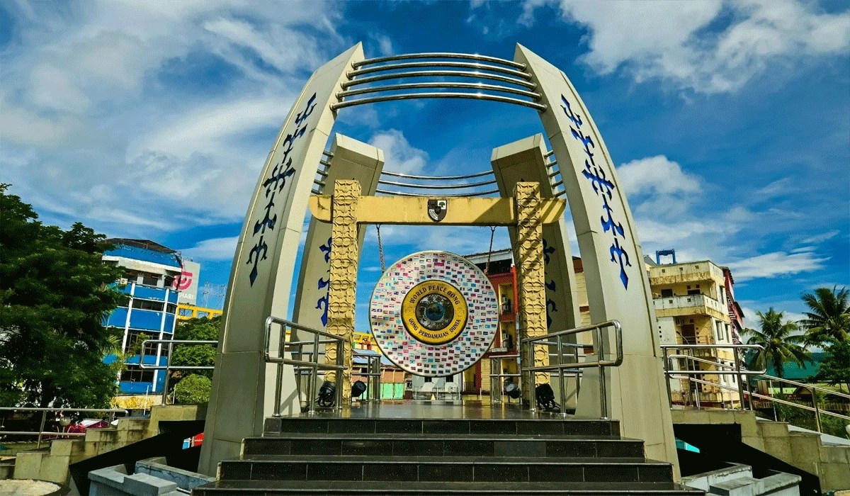 Monumen Gong Perdamaian Dunia Ambon: Simbol Harmoni Dan Inspirasi Perdamaian Nasional Monumen Gong Perdamaian Dunia Ambon: Simbol Harmoni Dan Inspirasi Perdamaian Nasional