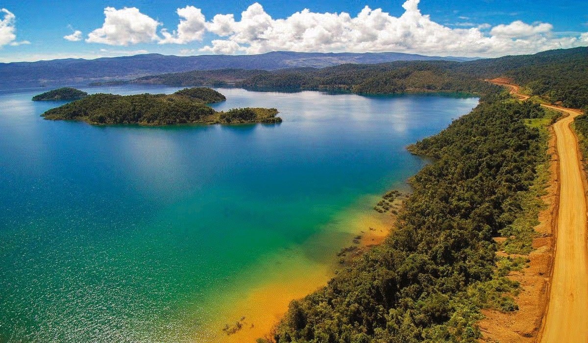 Danau Matano: Keajaiban Alam Dan Misteri Danau Terdalam Indonesia