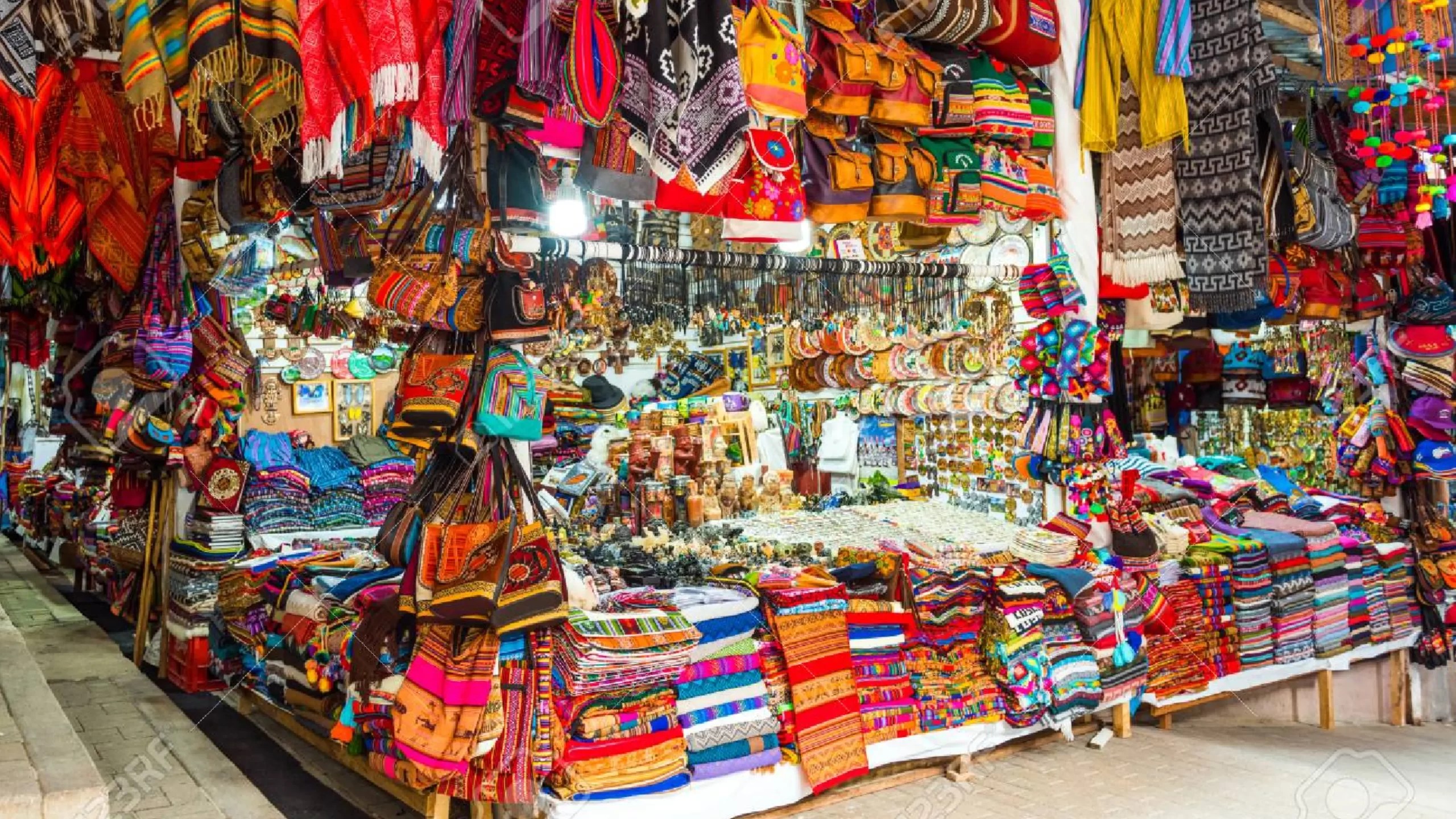 Compras en Aguas Calientes