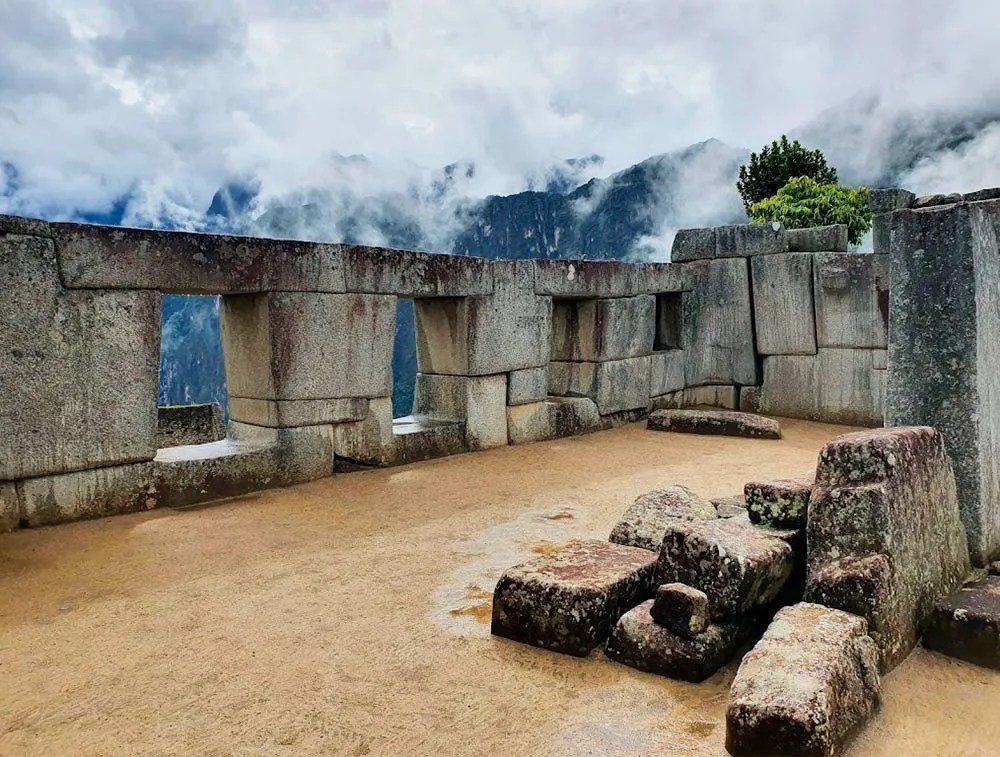 tres ventanas machu picchu