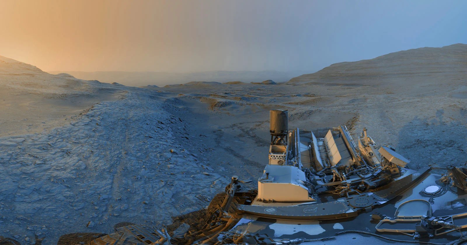 NASA's Curiosity Rover Sends Stunning 'Postcard' from Mars (2026)