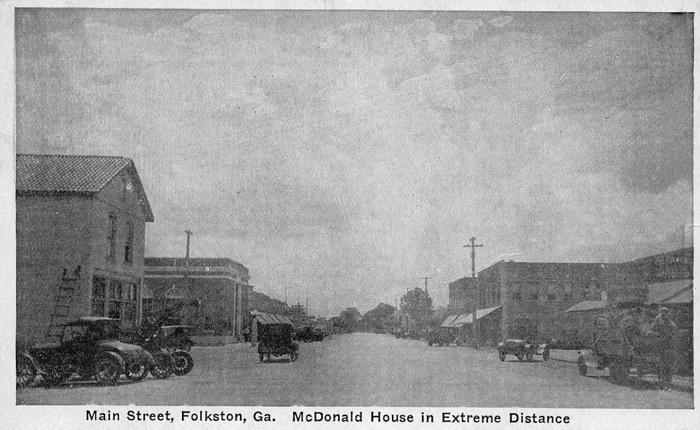 Collection old Main Street postcards from State of